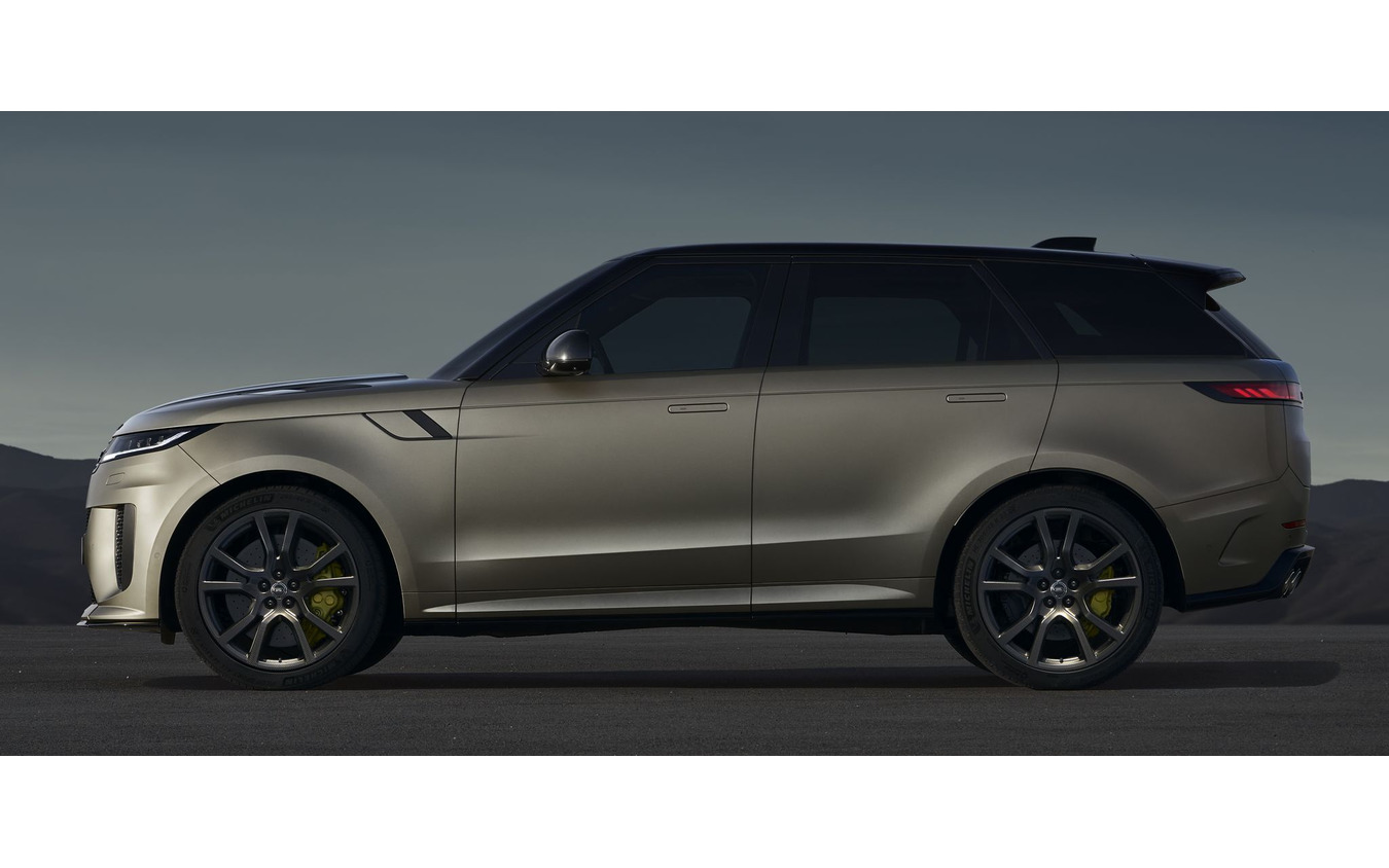 ランドローバー・レンジローバー・スポーツ 新型の「SV」