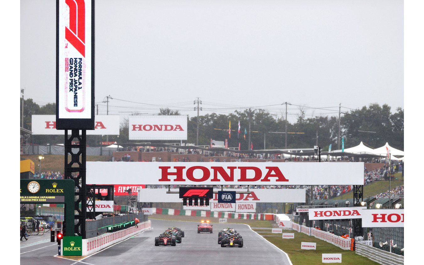 F1日本GP鈴鹿 2024 駐車場チケット 2024年 F1日本GP鈴鹿】1コーナー F1日本GP鈴鹿 2024 駐車場チケット 2024年 F1日本GP鈴鹿】1コーナー