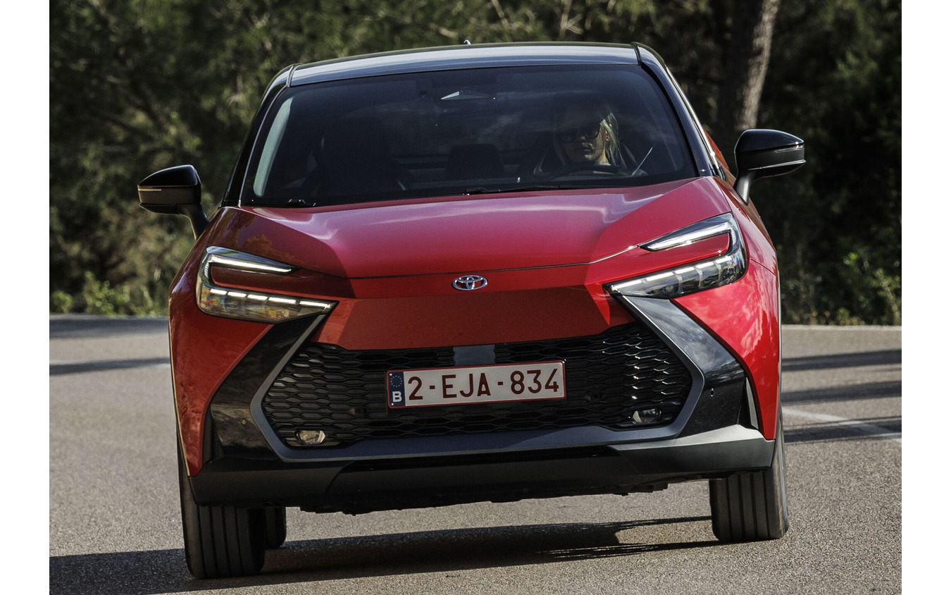 トヨタ C-HR 新型(欧州仕様)