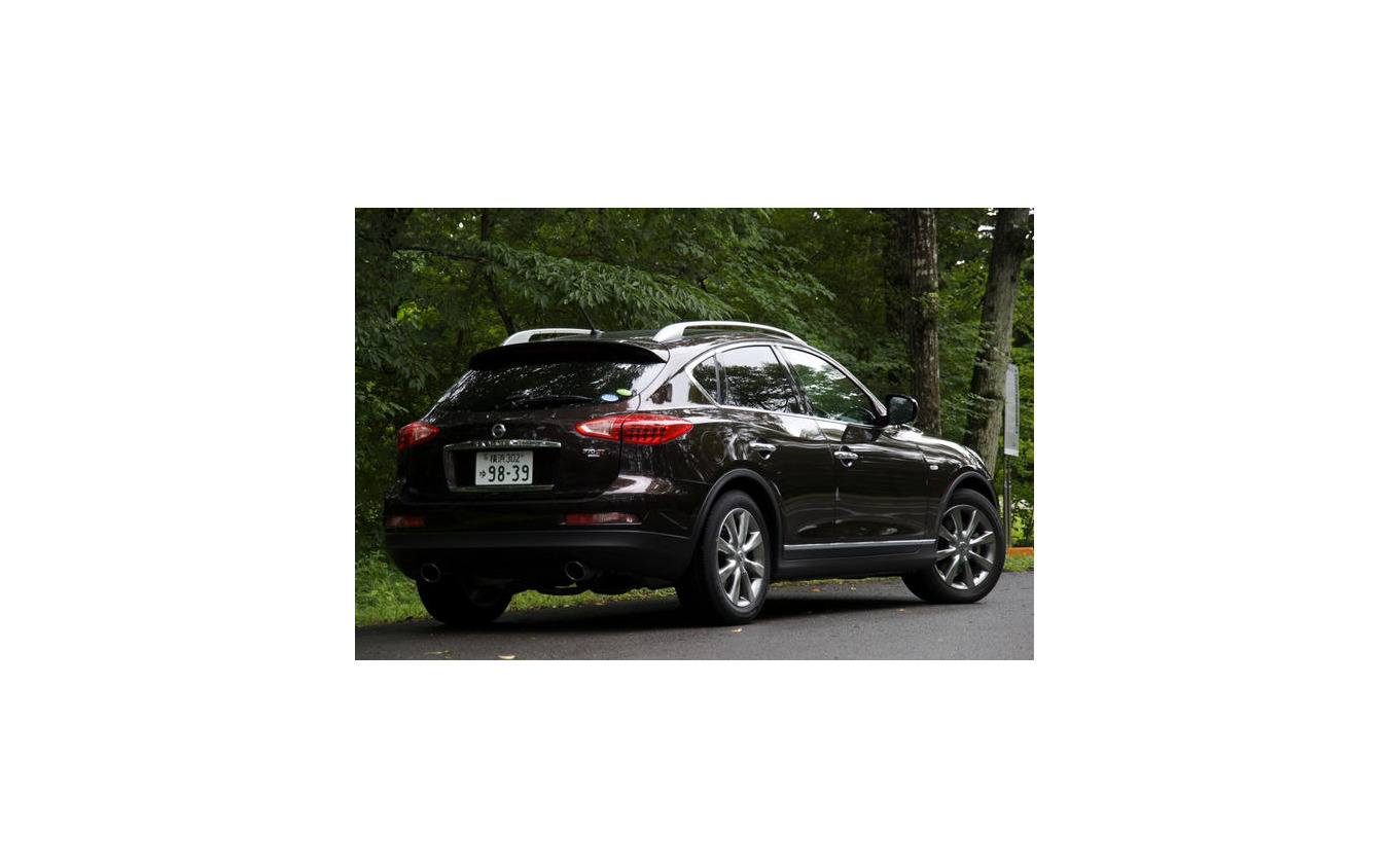 日産 スカイライン クロスオーバー 発表 ネコ科な乗り心地 レスポンス Response Jp