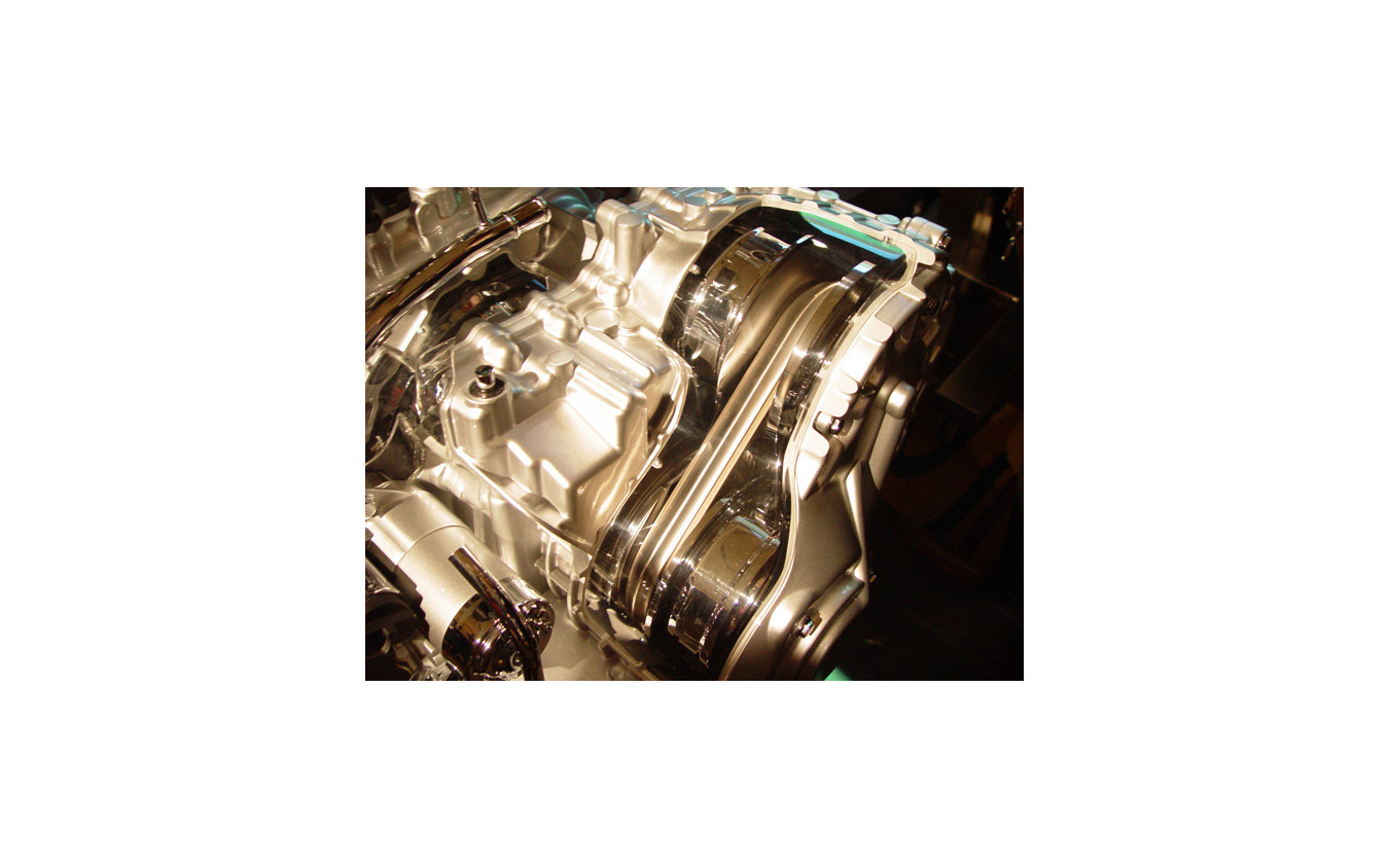 日産 ティアナ 誕生 Ff大排気量モデル御用達 エクストロニック Cvt レスポンス Response Jp