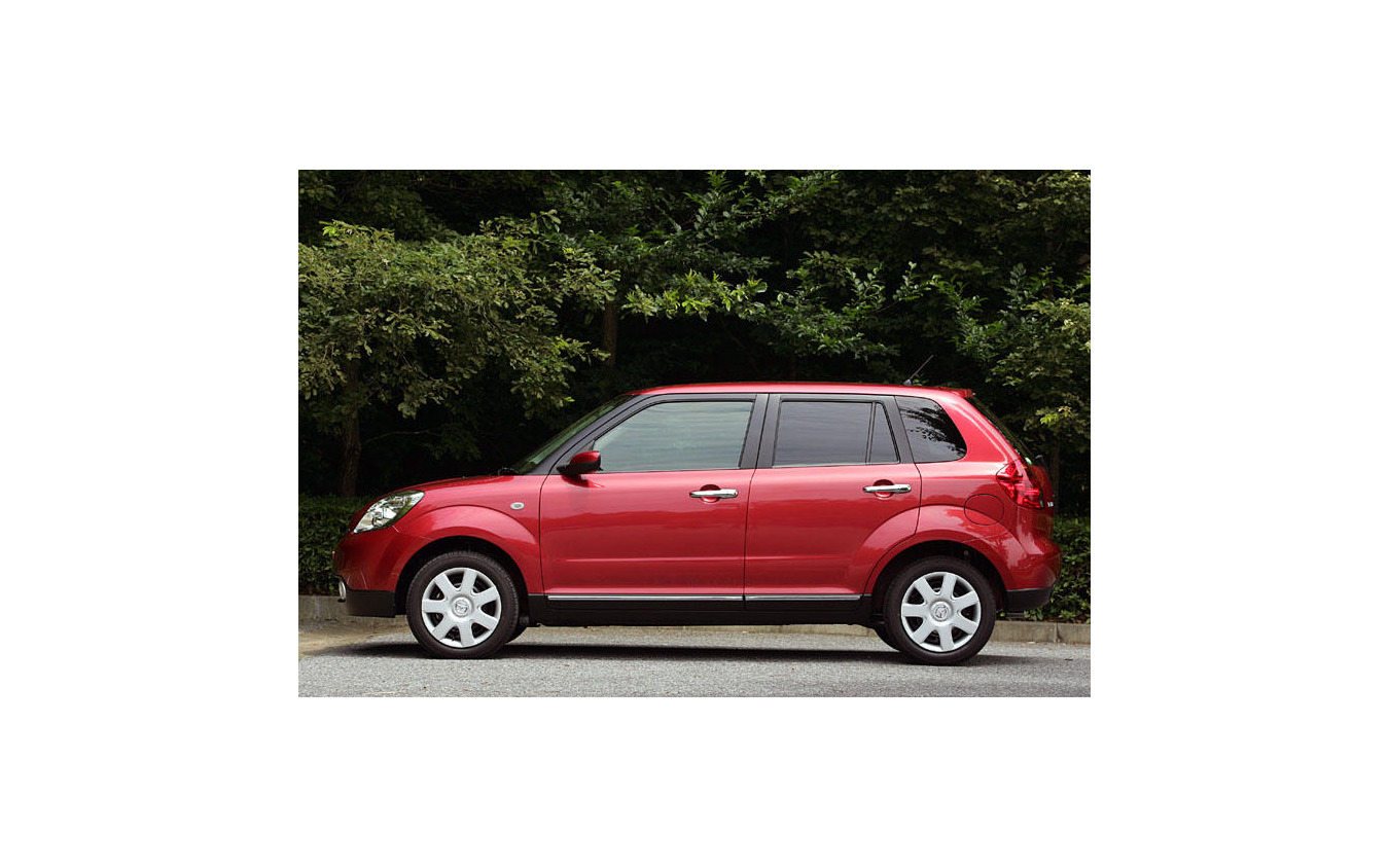 インプレ 04 こもだきよし マツダ ベリーサ カッコだけでなく使い勝手も考えたスタイリング レスポンス Response Jp