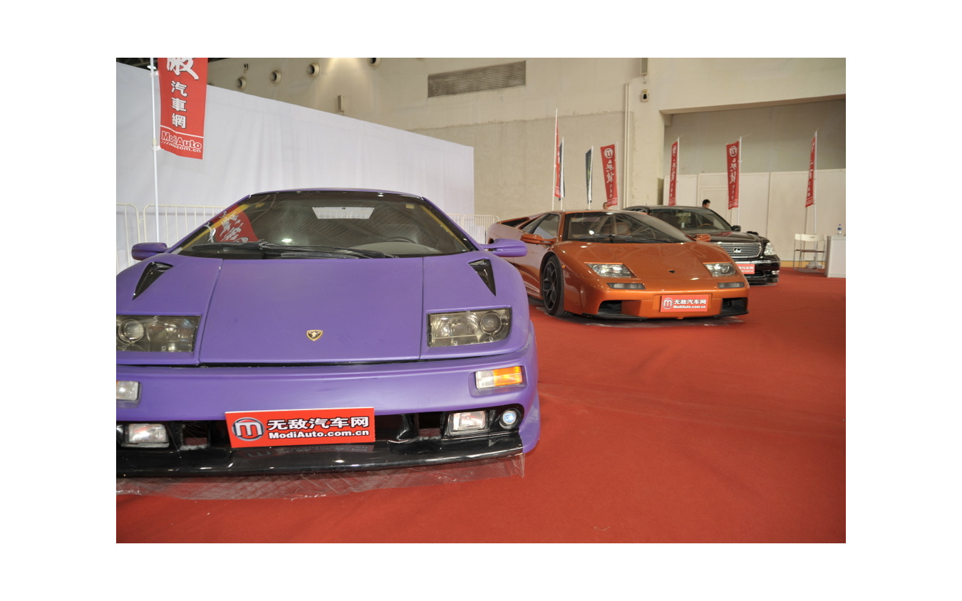 北京チューニングショー12 中国産ディアブロレプリカは最高速度3km H レスポンス Response Jp 北京チューニングショー12 中国産ディアブロレプリカは最高速度3km H レスポンス Response Jp