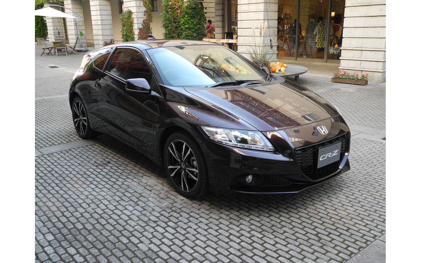 ホンダ Cr Z 改良新型 リチウムイオンバッテリー搭載は伊東社長の提案 レスポンス Response Jp ホンダ Cr Z 改良新型 リチウムイオンバッテリー搭載は伊東社長の提案 レスポンス Response Jp