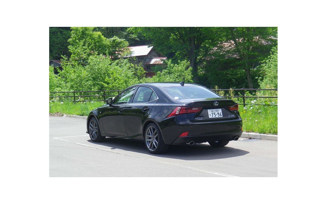 レクサス Is 試乗 ガソリン車 スポーツ性は評価できるが減税の対象外は残念 松下宏 レスポンス Response Jp