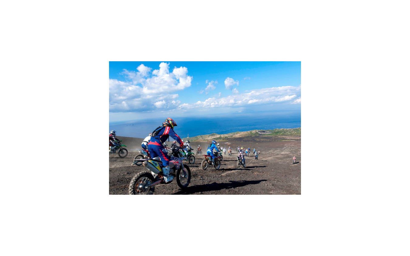 We Ride 三宅島 台風27号の影響で11月30日 12月1日に開催延期 レスポンス Response Jp We Ride 三宅島 台風27号の影響で11月30日 12月1日に開催延期 レスポンス Response Jp