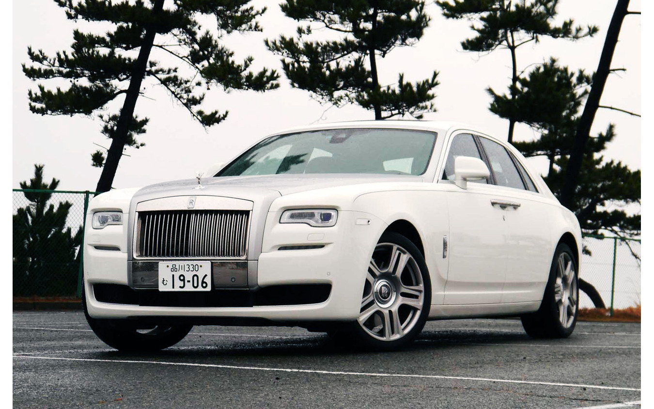 ロールスロイス ゴースト 試乗 乗ってビックリ 見てビックリ 庶民には計り知れぬ超高級車 中村孝仁 レスポンス Response Jp ロールスロイス ゴースト 試乗 乗ってビックリ 見てビックリ 庶民には計り知れぬ超高級車 中村孝仁 レスポンス Response Jp