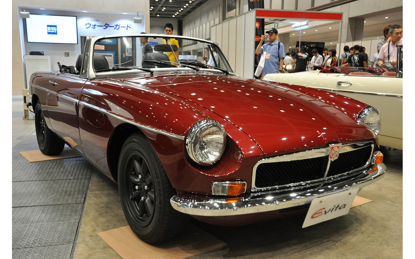 インポートカーショー15 存在感際立つ 3台のカスタマイズド Mg B 写真蔵 レスポンス Response Jp