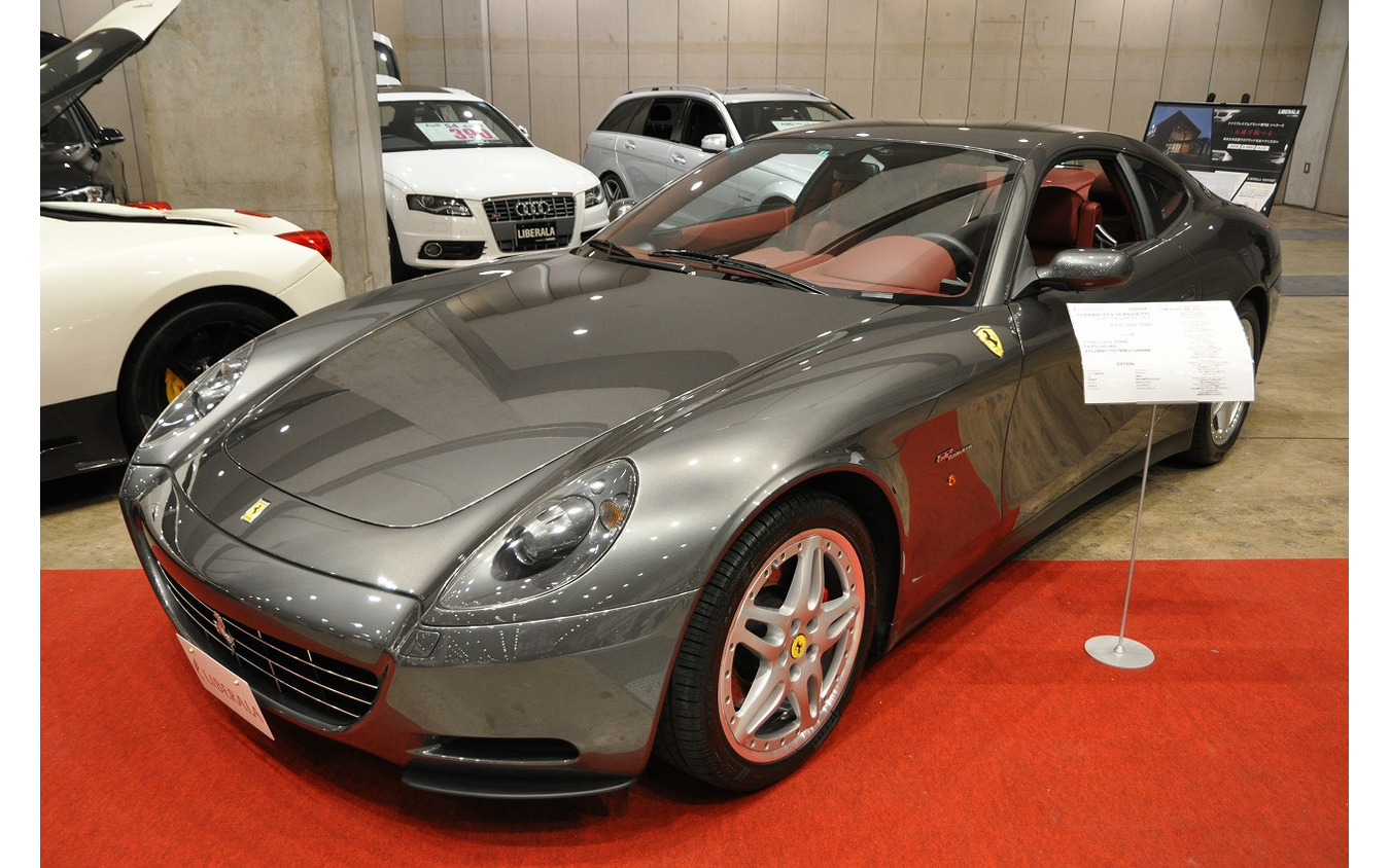 インポートカーショー15 ガリバーの高級車店リベラーラ ファン垂涎のスーパーカーを展示 写真蔵 21枚目の写真 画像 レスポンス Response Jp