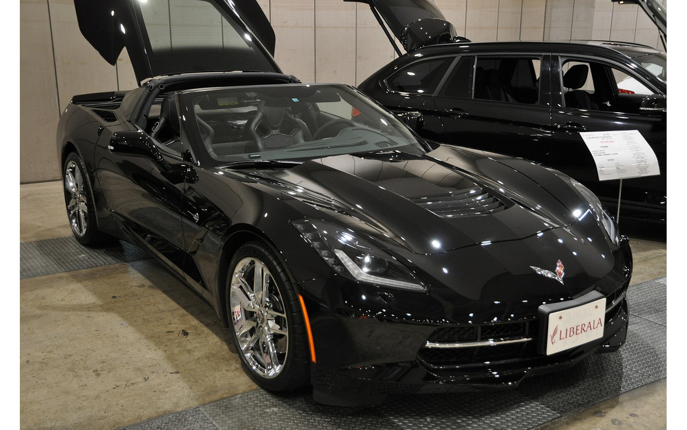 インポートカーショー15 ガリバーの高級車店リベラーラ ファン垂涎のスーパーカーを展示 写真蔵 24枚目の写真 画像 レスポンス Response Jp