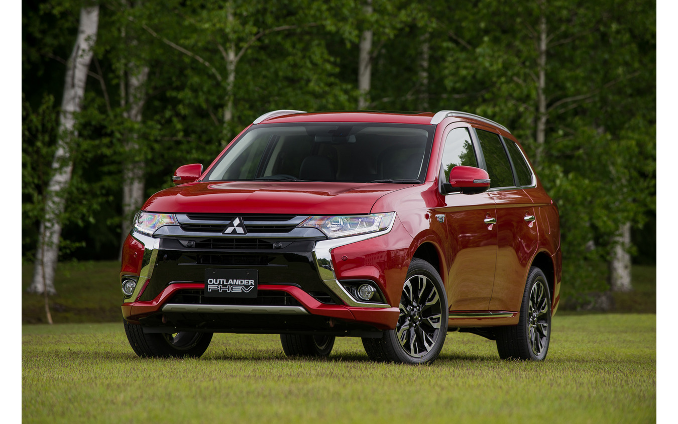 三菱 アウトランダーphev 改良新型 フロントマスクを大改造 欧州車対抗へ走行性も改善 レスポンス Response Jp 三菱 アウトランダーphev 改良新型 フロントマスクを大改造 欧州車対抗へ走行性も改善 レスポンス Response Jp