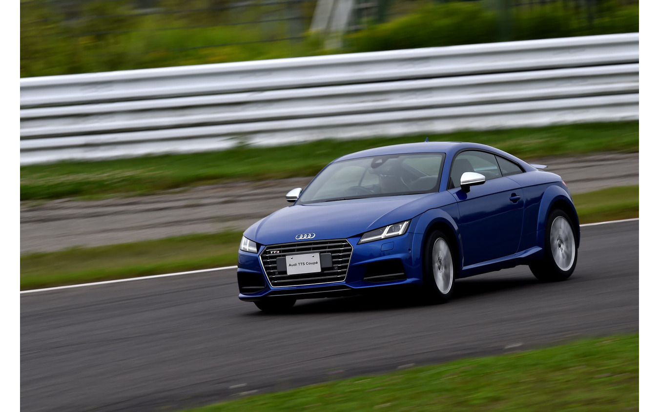 アウディ Tts クーペ 試乗 0 100km H 4 7秒 この加速は気持ちいい 吉田匠 レスポンス Response Jp アウディ Tts クーペ 試乗 0 100km H 4 7秒 この加速は気持ちいい 吉田匠 レスポンス Response Jp