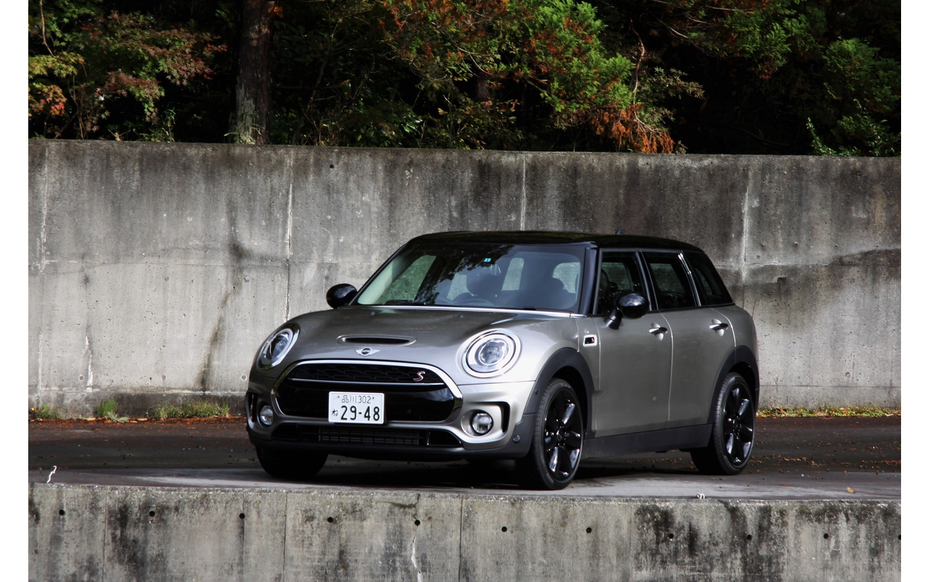 Mini クラブマン 新型 クロスオーバーとの違いは明確 レスポンス Response Jp
