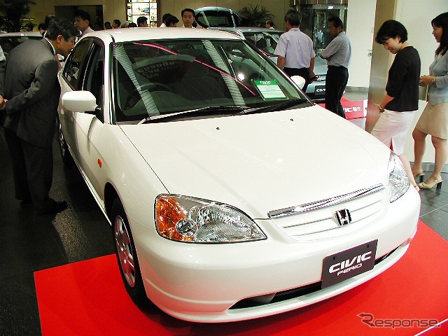 ああ もったいない ホンダの新車3台が海の藻屑 レスポンス Response Jp ああ もったいない ホンダの新車3台が海の藻屑 レスポンス Response Jp