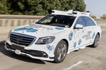 メルセデスベンツ、自動運転車によるライドシェアの実証実験を開始