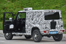 スズキ『ジムニー5ドア』ついに実車をスクープ！1.5LマイルドHVで、2023年初登場か？