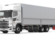 日野、国内出荷停止中の大型トラックの生産再開---出荷時期は依然見通せず