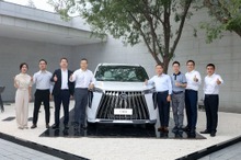 レクサス LM を意識？ 中国の新型ミニバン、広汽『M8』［詳細写真］
