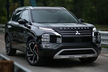 三菱 アウトランダー PHEV 新型、EVモードの航続4割拡大…11月米国発売へ
