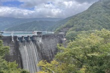 中空重力式コンクリートダムの中に入る！ 山岳鉄道で往復　2023年1月から