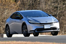 【トヨタ プリウス 新型試乗】2Lと1.8L、2つのハイブリッドの走りの違いは…九島辰也