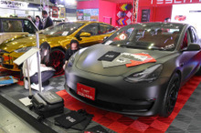 「いつかイーロン・マスクを呼びたい」テスラ好き勝手連、会場にはロンブー淳のモデル3も…東京オートサロン2023