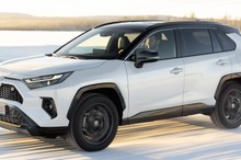 トヨタ RAV4 に「GRスポーツ」、222馬力ハイブリッド搭載…欧州発売