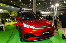 主要14カ国の電動車、世界販売42％増の69万台　2023年2月