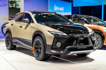 自然と共生するEV『RZアウトドアコンセプト』、レクサスが上海モーターショー2023で初披露