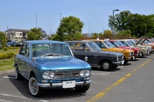 ブルーバードやスカイラインなど280台…昭和平成なつかしオールドカー展示会