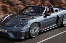 ポルシェ最強最速のミッドシップロードスター、『718スパイダー』に「RS」…欧州で発表