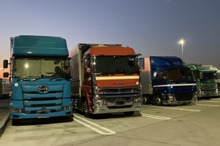 トラック荷待ちと作業時間を2時間以内に---「物流の2024年問題」対策ガイドラインを国交省が策定