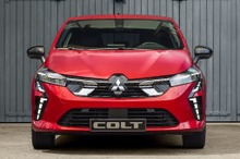 三菱『コルト』新型、ダイナミックシールド採用…ルノーとは顔が違う