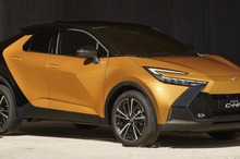 トヨタ『C-HR』新型、デザインは「公道を走るコンセプトカー」…欧州で発表