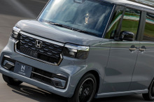 「軽の王者」に改良の余地はあるのか？ 新型ホンダ『N-BOX』超キープコンセプトな理由と、6年の技術進化