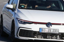 ホットハッチの代名詞、ついに電動化!? VW『ゴルフGTI』改良新型はここが変わる！