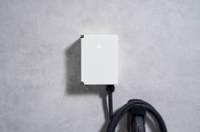 ジゴワッツの新型EV充電器が補助金対象に