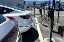 EV充電サービス「WeCharge」、電力量による正確な課金を開始