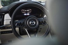パナソニックのフルディスプレイメーター、マツダ『CX-90』に採用
