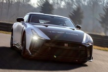 1億5000万円の日産『GT-R』を富士スピードウェイでドリキンが全開、しかし…?!