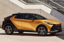 トヨタ C-HR 新型、英で2024年からデリバリー…日本市場に新型を導入？