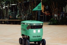 ロボットがデリバリー、ウーバーイーツが新展開　3月から東京で