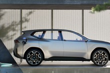 BMWの次世代EV「ノイエクラッセ」は双方向充電機能を搭載へ