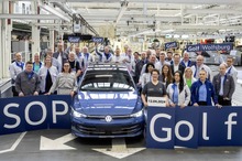 VW ゴルフ が表情チェンジ…改良新型の生産開始