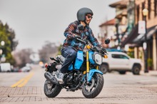 ホンダ『グロム』2025年型…小さいながらもスポーティ［詳細画像］