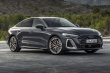 アウディA4がフルモデルチェンジ、車名は『A5』に…欧州発表