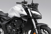 「破格すぎる」大型二輪、ホンダ『CB1000ホーネット』の登場にSNS沸く