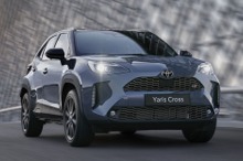 トヨタ『ヤリスクロス』2025年モデルが欧州発表、「GRスポーツ」に新色とマット仕上げホイール登場