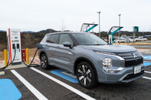 【三菱 アウトランダーPHEV 新型試乗】「100kmをBEVとして走ることができる」は本当か…中村孝仁
