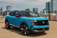日産『キックス』新型、米自動車サイト「2025年ベストニューカー」に選出
